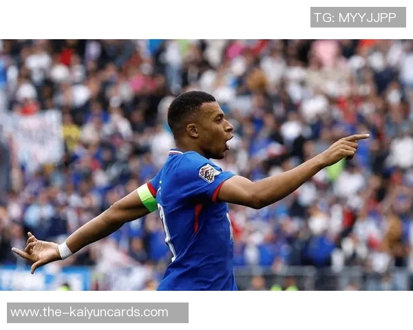 卡拉格展望2026年世界杯法国队夺冠姆巴佩获金球英格兰队挺进四强 卡拉格展望2026年世界杯法国队夺冠姆巴佩获金球英格兰队挺进四强